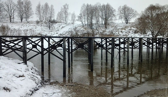 Свайные мосты: надежное решение для преодоления водных преград в Ачинске от 56227 руб